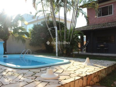 Casa à venda com 135m², 4 quartos, 1 suíte, 3 vagas no bairro Campeche em Florianópolis - Foto 3