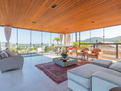 Casa à venda com 750m², 3 quartos, 3 suítes, 3 vagas no bairro Lagoa da Conceição em Florianópolis - Foto 9