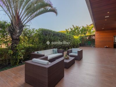Casa à venda com 750m², 3 quartos, 3 suítes, 3 vagas no bairro Lagoa da Conceição em Florianópolis - Foto 35