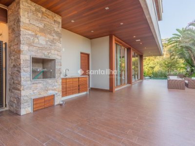 Casa à venda com 750m², 3 quartos, 3 suítes, 3 vagas no bairro Lagoa da Conceição em Florianópolis - Foto 41