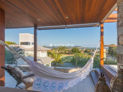 Casa à venda com 750m², 3 quartos, 3 suítes, 3 vagas no bairro Lagoa da Conceição em Florianópolis - Foto 22