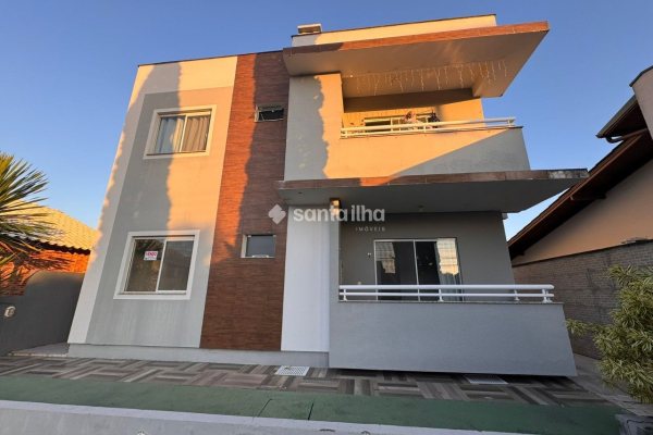 Apartamento à venda com 67m², 2 quartos, 1 vaga no bairro Carianos em Florianópolis