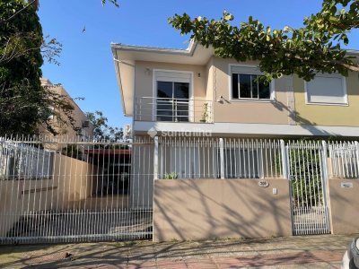 Casa à venda com 195m², 3 quartos, 1 suíte, 3 vagas no bairro Campeche em Florianópolis - Foto 3
