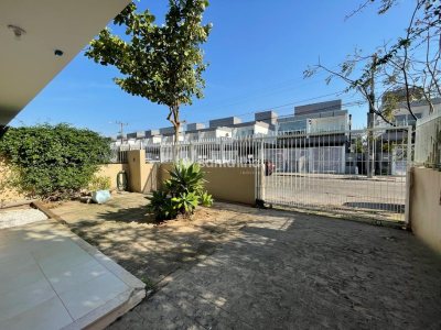 Casa à venda com 195m², 3 quartos, 1 suíte, 3 vagas no bairro Campeche em Florianópolis - Foto 17