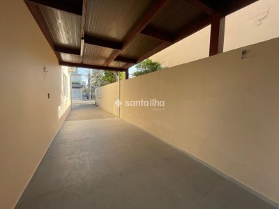 Casa à venda com 195m², 3 quartos, 1 suíte, 3 vagas no bairro Campeche em Florianópolis - Foto 18