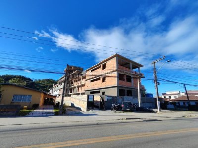 Studio à venda com 29m², 1 quarto no bairro Ribeirão da Ilha em Florianópolis - Foto 2