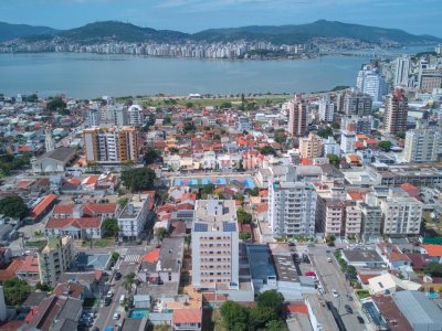 Apartamento à venda com 113m², 3 quartos, 2 suítes, 2 vagas no bairro Balneário do Estreito em Florianópolis - Foto 31