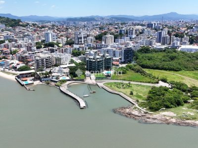 Apartamento à venda com 299m², 4 quartos, 4 suítes, 3 vagas no bairro Coqueiros em Florianópolis - Foto 4