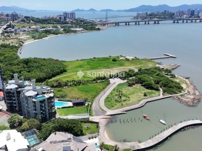 Apartamento à venda com 299m², 4 quartos, 4 suítes, 3 vagas no bairro Coqueiros em Florianópolis - Foto 6