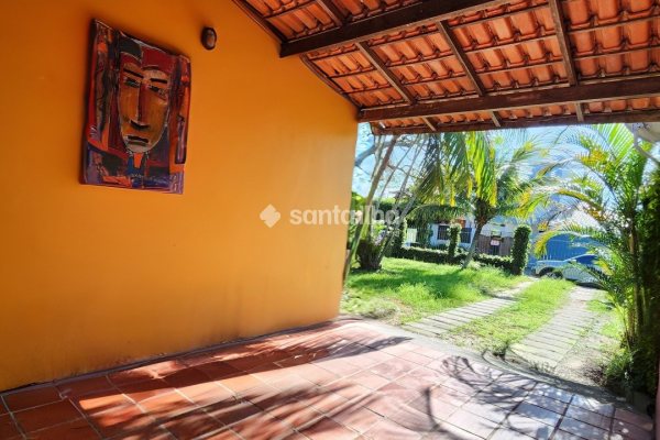 Casa à venda com 180m², 3 quartos, 1 suíte, 5 vagas no bairro Campeche em Florianópolis