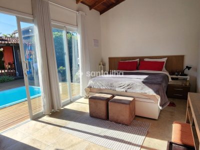 Casa à venda com 180m², 3 quartos, 1 suíte, 5 vagas no bairro Campeche em Florianópolis - Foto 12