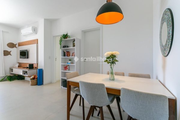 Apartamento à venda com 76m², 2 quartos, 1 suíte, 2 vagas no bairro Campeche em Florianópolis