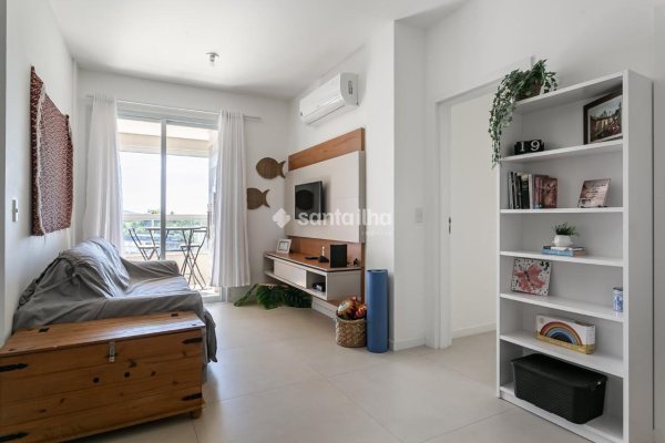 Apartamento à venda com 76m², 2 quartos, 1 suíte, 2 vagas no bairro Campeche em Florianópolis