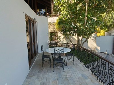 Casa à venda com 269m², 3 quartos, 3 suítes, 8 vagas no bairro Centro em Florianópolis - Foto 4