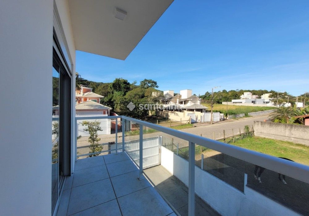 Casa para alugar com 140m², 3 quartos, 1 suíte, 1 vaga no bairro Campeche em Florianópolis - Foto 1
