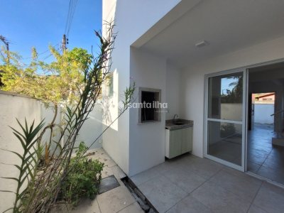 Casa para alugar com 140m², 3 quartos, 1 suíte, 1 vaga no bairro Campeche em Florianópolis - Foto 9