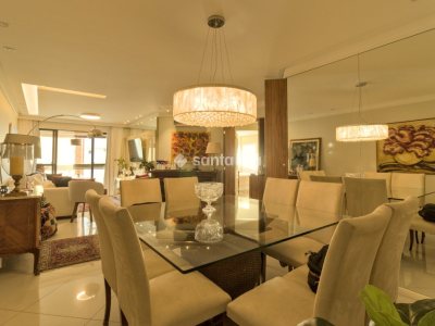 Apartamento à venda com 115m², 3 quartos, 1 suíte, 2 vagas no bairro Agronômica em Florianópolis - Foto 4