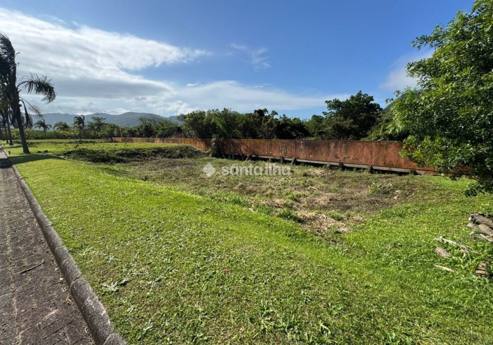 Terreno à venda com 453m² no bairro Pântano do Sul em Florianópolis - Foto 1