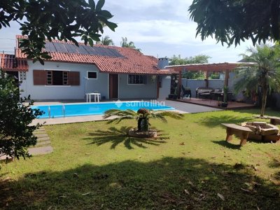 Casa à venda com 150m², 3 quartos, 2 suítes, 3 vagas no bairro Campeche em Florianópolis - Foto 3