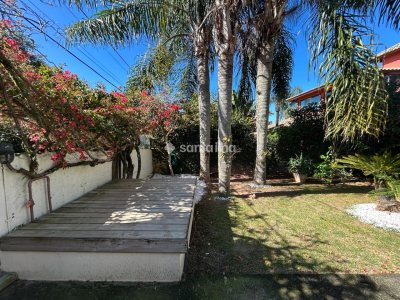 Casa à venda com 224m², 3 quartos, 3 suítes, 3 vagas no bairro Rio Tavares em Florianópolis - Foto 25