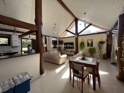 Casa à venda com 224m², 3 quartos, 3 suítes, 3 vagas no bairro Rio Tavares em Florianópolis - Foto 6