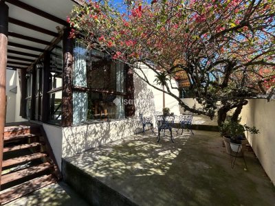 Casa à venda com 224m², 3 quartos, 3 suítes, 3 vagas no bairro Rio Tavares em Florianópolis - Foto 3