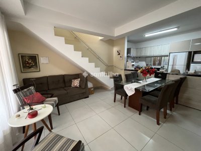 Casa para alugar com 120m², 3 quartos, 1 suíte, 2 vagas no bairro Rio Tavares em Florianópolis - Foto 2