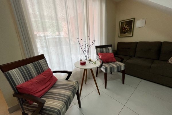 Casa para alugar com 120m², 3 quartos, 1 suíte, 2 vagas no bairro Rio Tavares em Florianópolis