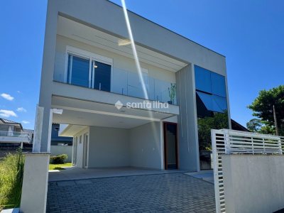 Casa à venda com 221m², 3 quartos, 3 suítes, 2 vagas no bairro Campeche em Florianópolis - Foto 2