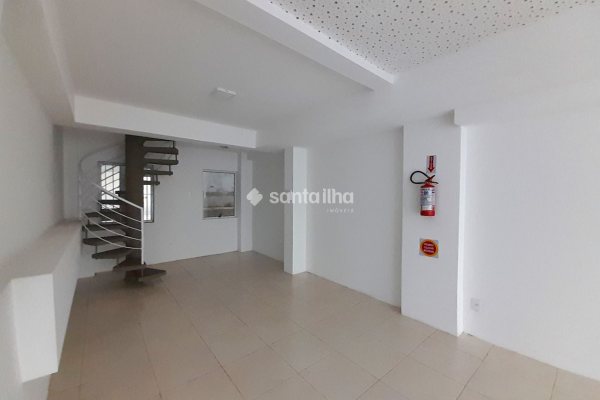 Loja para alugar com 58m² no bairro Lagoa da Conceição em Florianópolis