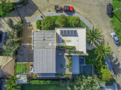 Casa à venda com 750m², 3 quartos, 3 suítes, 3 vagas no bairro Lagoa da Conceição em Florianópolis - Foto 3