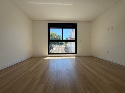 Casa à venda com 165m², 3 quartos, 1 suíte, 2 vagas no bairro Campeche em Florianópolis - Foto 9