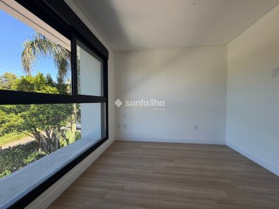 Casa à venda com 165m², 3 quartos, 1 suíte, 2 vagas no bairro Campeche em Florianópolis - Foto 13