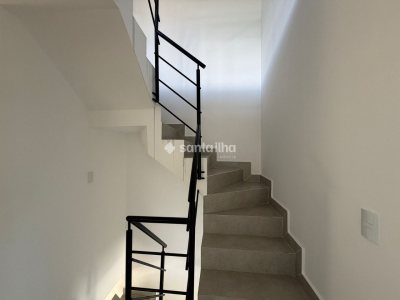 Casa à venda com 165m², 3 quartos, 1 suíte, 2 vagas no bairro Campeche em Florianópolis - Foto 16