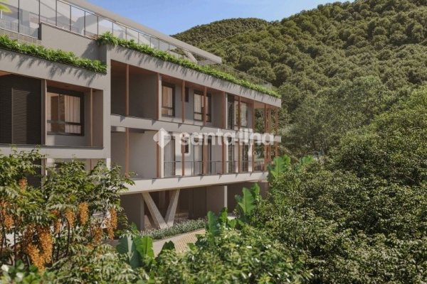 Loft à venda com 162m², 3 quartos, 2 suítes, 2 vagas no bairro Lagoa da Conceição em Florianópolis