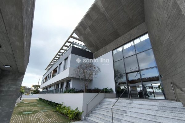 Apartamento à venda com 101m², 2 quartos, 1 suíte, 2 vagas no bairro Morro das Pedras em Florianópolis