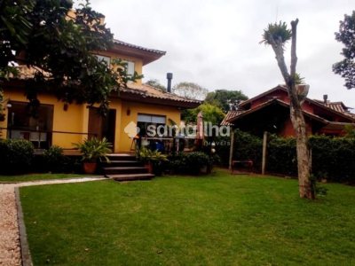 Casa à venda com 120m², 2 quartos, 1 suíte, 4 vagas no bairro Rio Tavares em Florianópolis - Foto 2