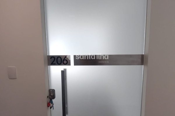 Sala/Conjunto à venda com 38m², 1 vaga no bairro Saco dos Limões em Florianópolis