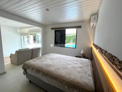 Casa para alugar com 330m², 5 quartos, 2 suítes, 3 vagas no bairro Campeche em Florianópolis - Foto 29