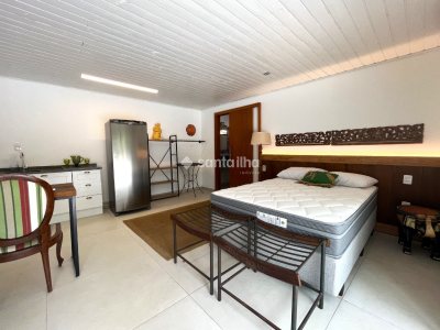 Casa para alugar com 330m², 5 quartos, 2 suítes, 3 vagas no bairro Campeche em Florianópolis - Foto 35