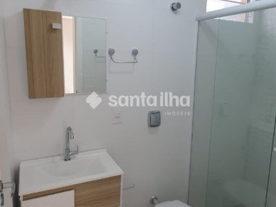 Casa à venda com 425m², 4 quartos, 2 suítes, 3 vagas no bairro Campeche em Florianópolis - Foto 22