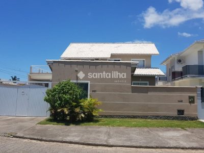 Casa à venda com 425m², 4 quartos, 2 suítes, 3 vagas no bairro Campeche em Florianópolis - Foto 2