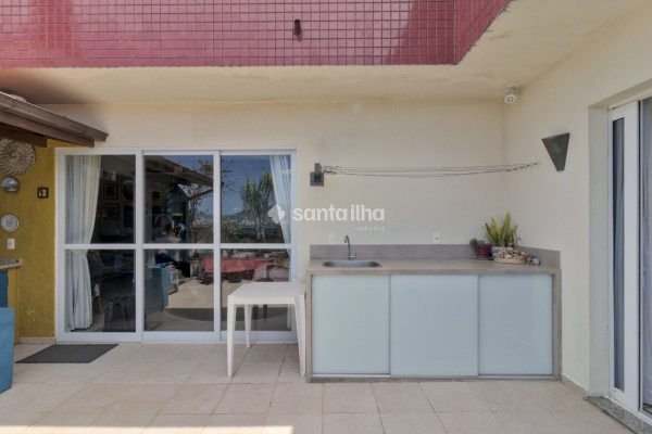 Cobertura à venda com 183m², 3 quartos, 2 suítes, 3 vagas no bairro João Paulo em Florianópolis