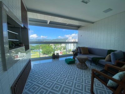 Apartamento à venda com 170m², 3 quartos, 3 suítes, 2 vagas no bairro Agronômica em Florianópolis - Foto 11