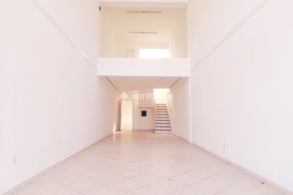 Loja à venda com 110m², 1 quarto, 1 vaga no bairro Lagoa da Conceição em Florianópolis
