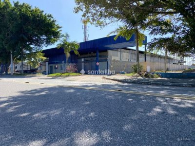Galpão para alugar ou comprar com 4.475m², 4 vagas no bairro Carianos em Florianópolis - Foto 2