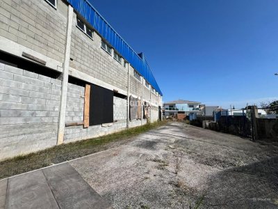 Galpão para alugar ou comprar com 4.475m², 4 vagas no bairro Carianos em Florianópolis - Foto 4