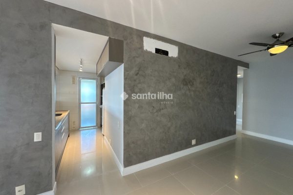 Cobertura à venda com 196m², 3 quartos, 1 suíte, 2 vagas no bairro Campeche em Florianópolis