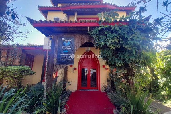 Pousada à venda com 285m², 9 quartos, 5 vagas no bairro Rio Tavares Central em Florianópolis