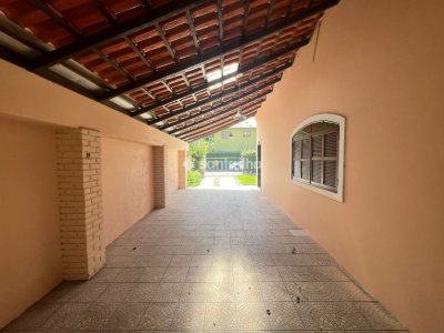 Casa à venda com 200m², 3 quartos, 3 suítes, 3 vagas no bairro Morro das Pedras em Florianópolis - Foto 8